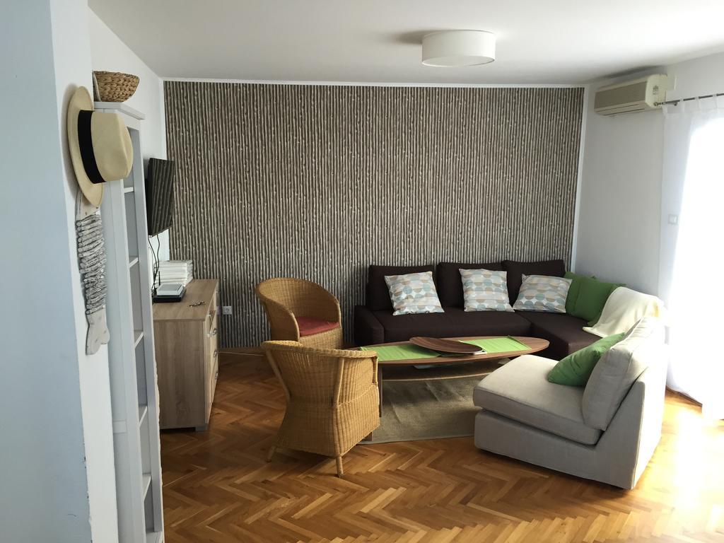 Holiday Home Mala Duba Živogošće 部屋 写真