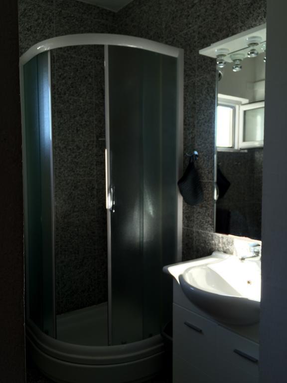 Holiday Home Mala Duba Živogošće 部屋 写真